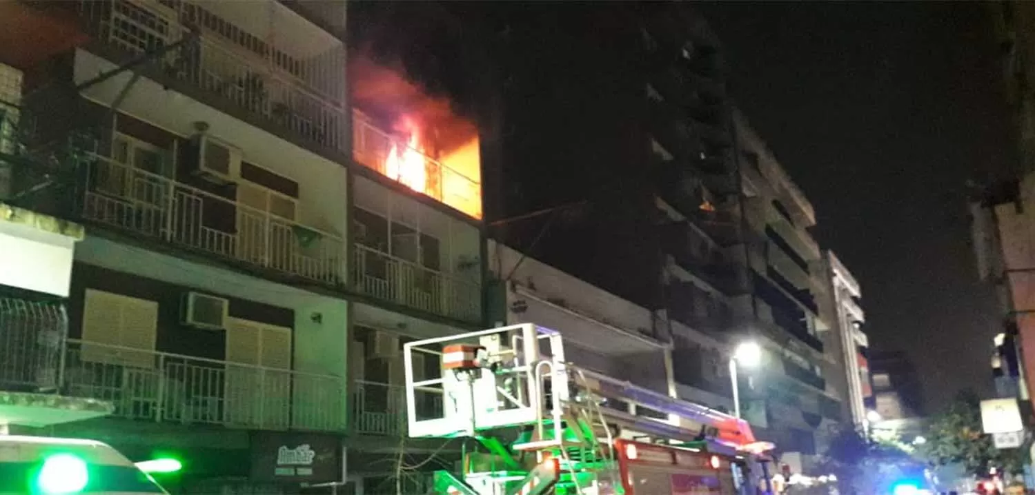 Se incendió un departamento en Mendoza al 300