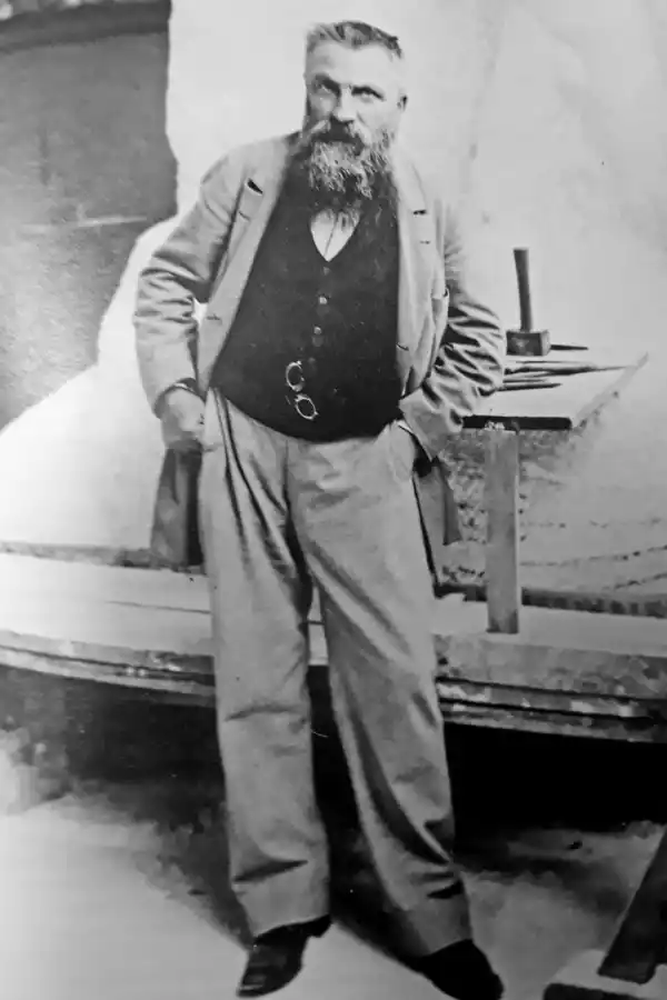 AUGUSTE RODIN. Ya era universalmente admirado cuando modeló el Sarmiento para Buenos Aires