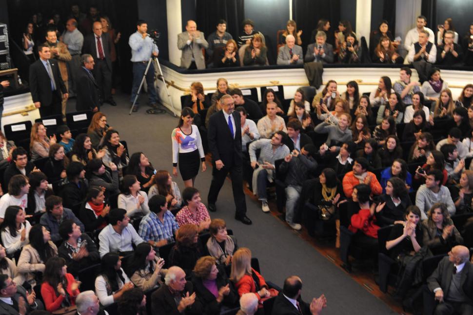 EN 2012. Pelli en el teatro San Martín, antes de dar su conferencia magistral. la gaceta / foto de ezequiel lazarte (archivo) 