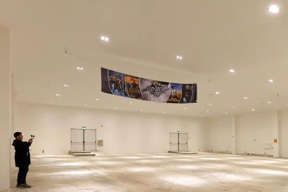 DETALLES. En la Sociedad Rural aguardan la llegada de más butacas. 