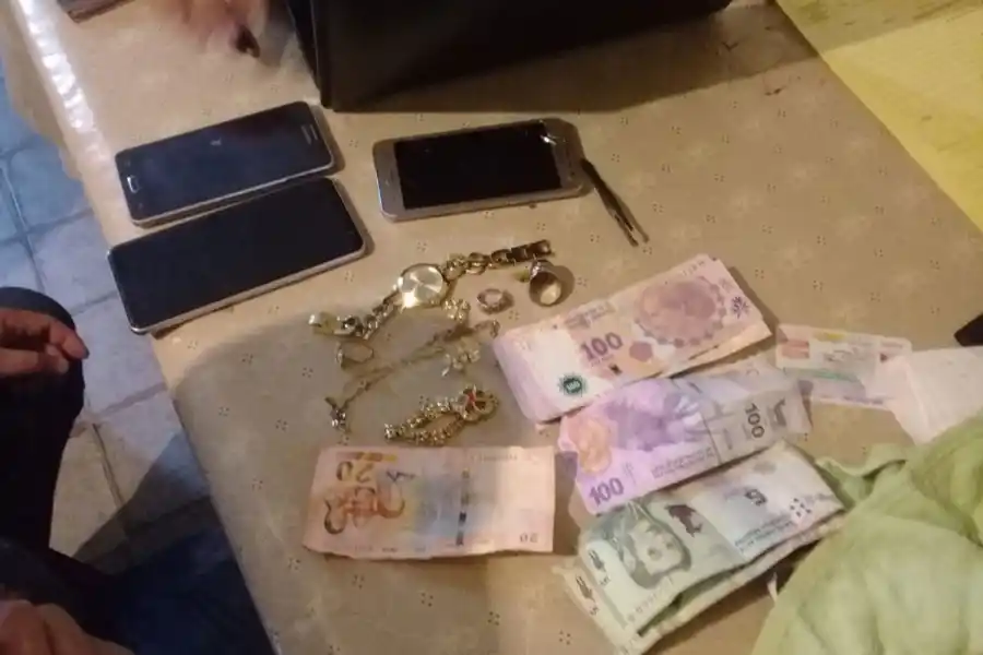 Asalto al tour de compras: atraparon a dos integrantes de la banda delictiva