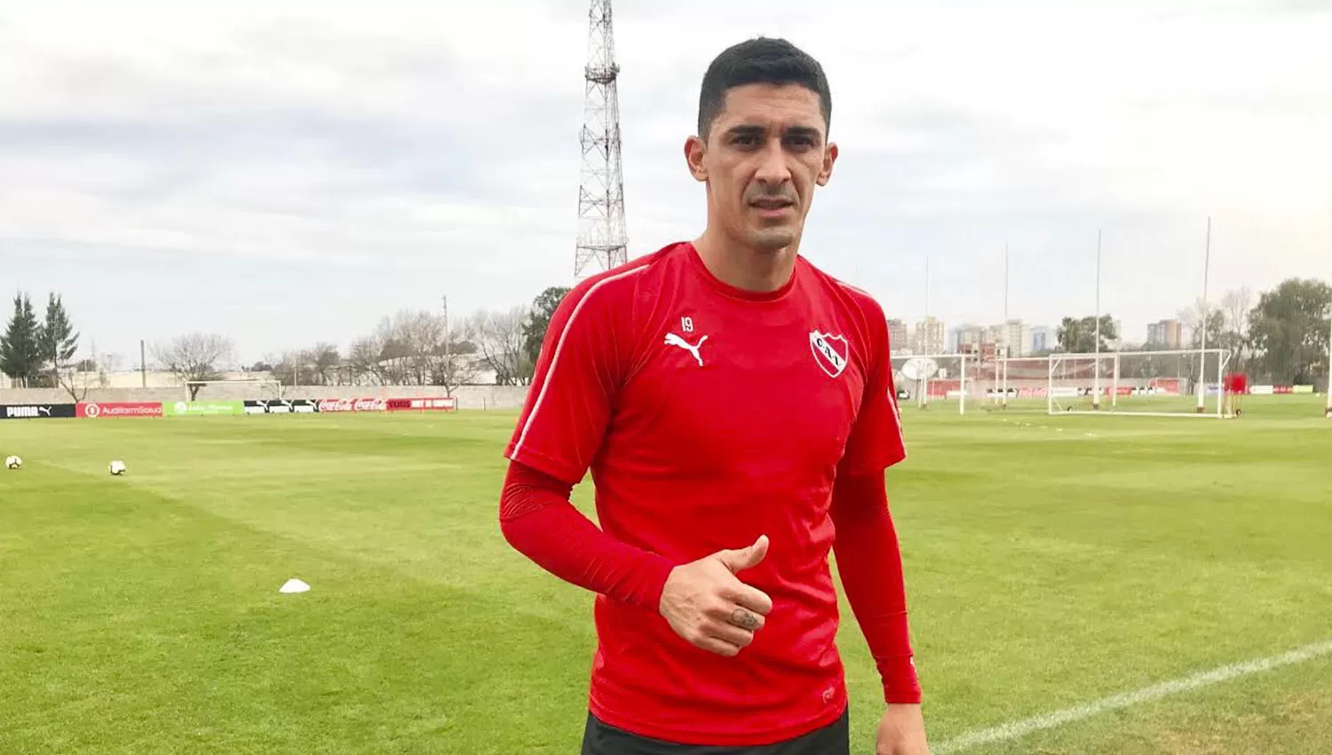 El tucumano Pablo Hernández, del Rojo. (FOTO TOMADA DE TWITTER @Independiente)