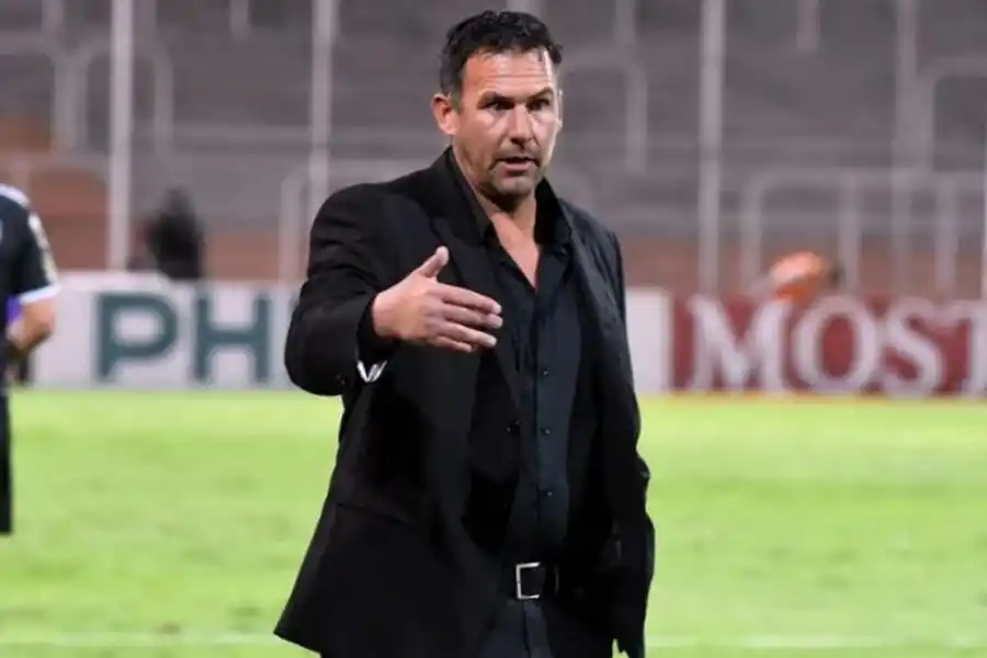  De los 24 técnicos de la Superliga, tres nunca jugaron al fútbol y ocho no llegaron a Primera 