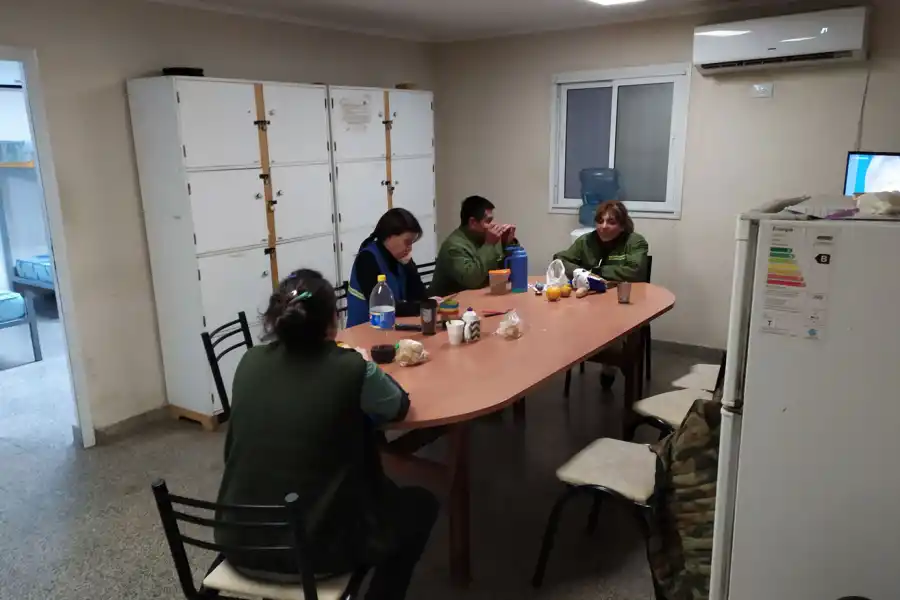 EL COMEDOR. Este lugar es exclusivo para los médicos. 