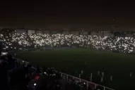 Se cortó la luz en el Monumental pero brillaron los hinchas