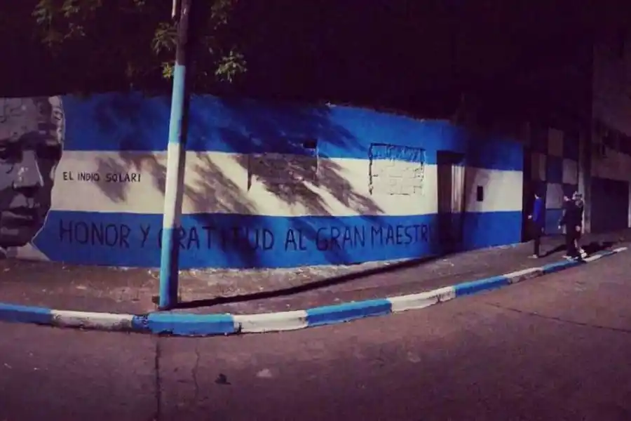 EL MAESTRO. Solari también fue homenajeado. 