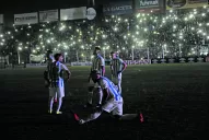 Video: los únicos iluminados fueron los hinchas