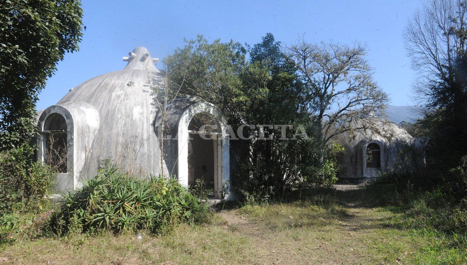 DESEADA POR TODOS. Las casa de los iglús es un punto que atrae a turistas y a tucumanos, por su diseño arquitectónico y sus rincones tenebrosos.