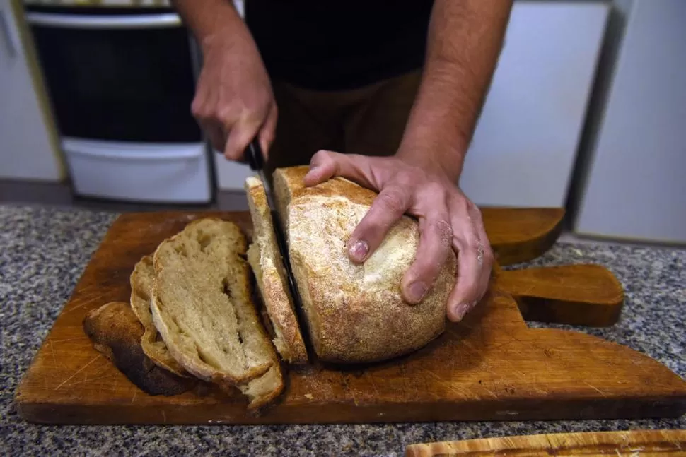 SANO. El pan de masa madre no tiene levadura entre sus ingredientes. 