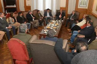 El Gobierno quiere darle a los Fernández una victoria récord