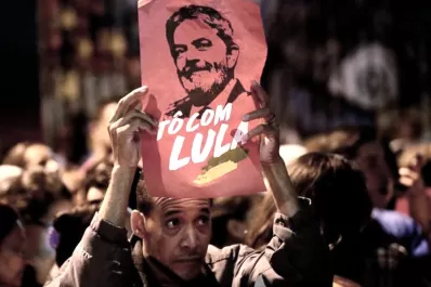 La Corte suspendió el traslado de Lula a una cárcel común