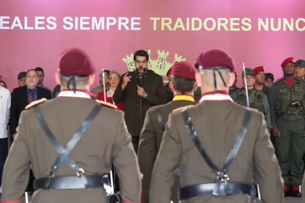 Maduro acusa a Trump de hacer “terrorismo económico”