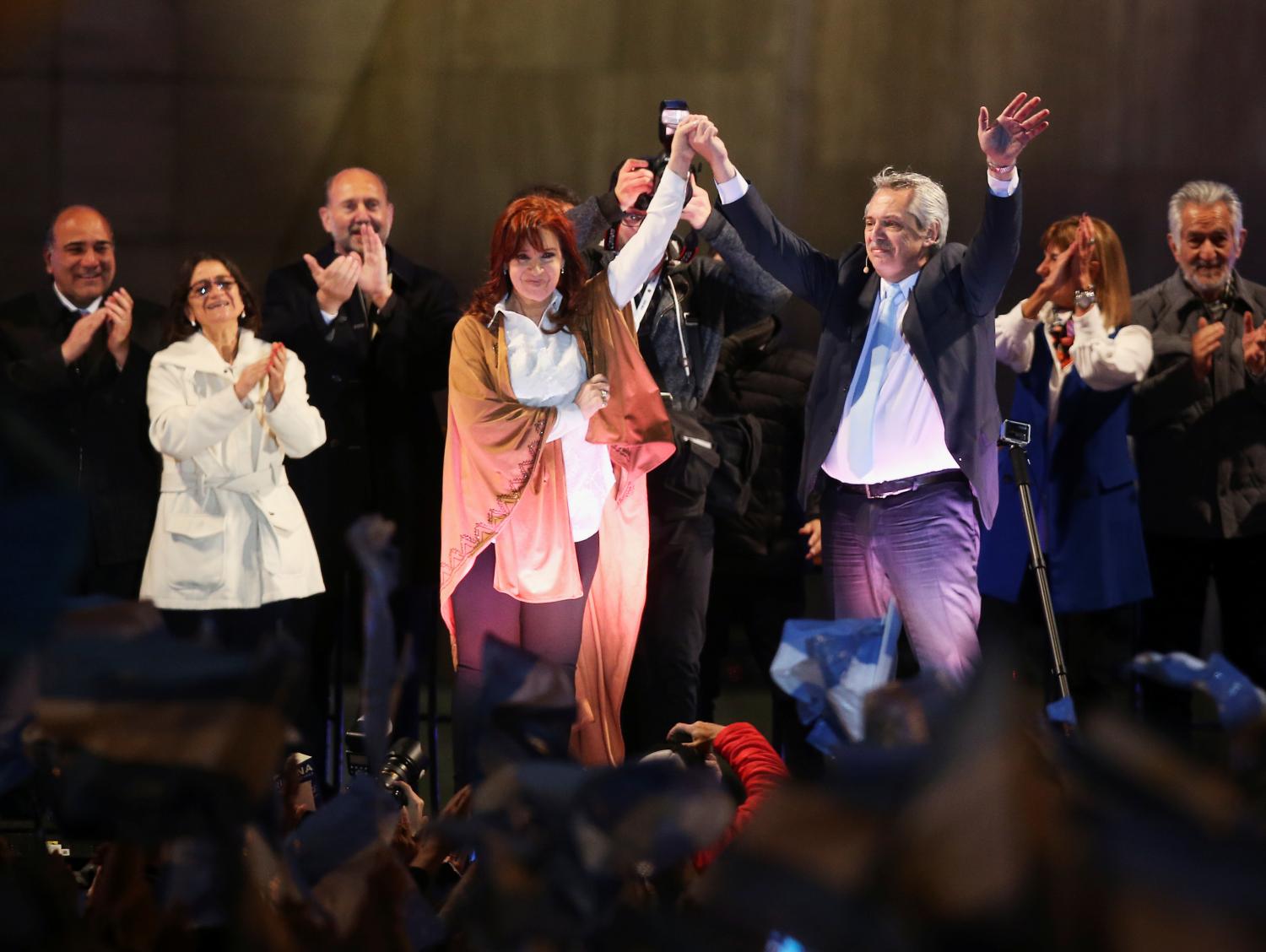 Cristina y Alberto Fernández en Rosario, durante el cierre de campaña.