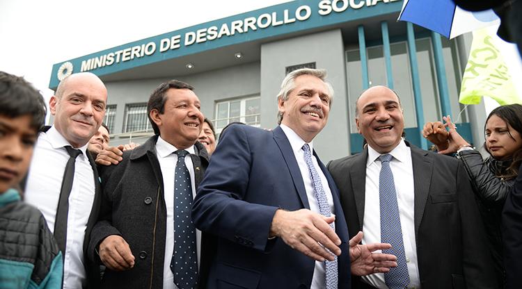 Manzur y Alberto Fernández se comprometen a impulsar las economías regionales