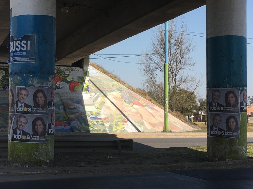 La pintada retrasará el trabajo que vienen haciendo los muralistas. 