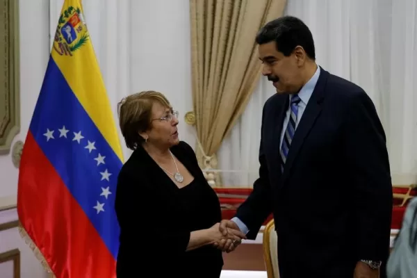 Las sanciones pueden agravar la crisis venezolana, dice Bachelet