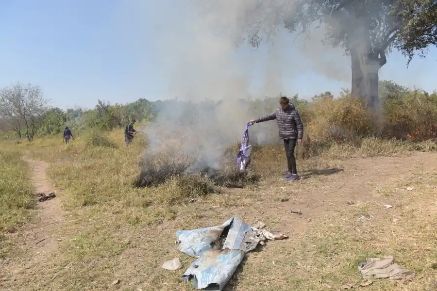 EL PREDIO. El terreno se extiende desde 50 metros de la casa del pequeño hasta unos 500 metros llegando al puente de Circunvalación.