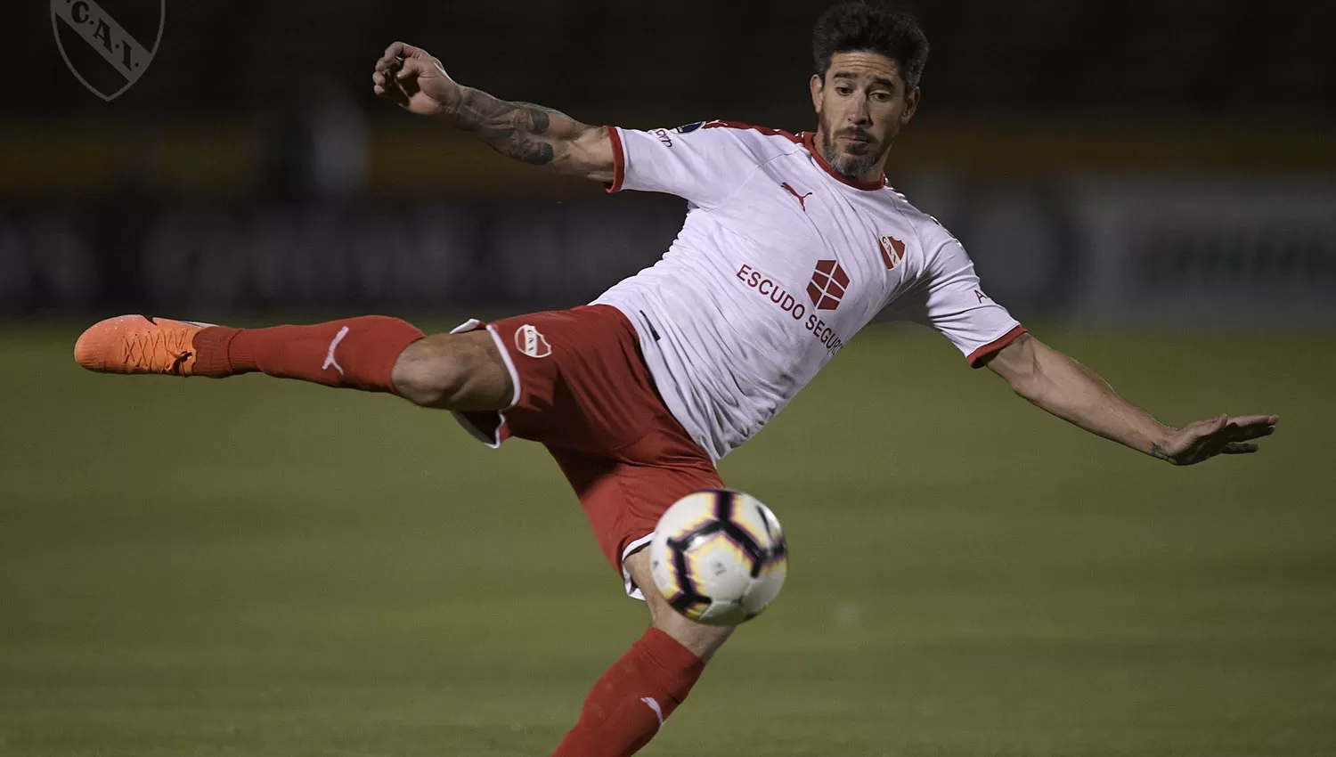 Pablo Pérez entró de titular en el Rojo por la lesión del tucumano Hernández. (FOTO TOMADA DE PRENSA INDEPENDIENTE)
