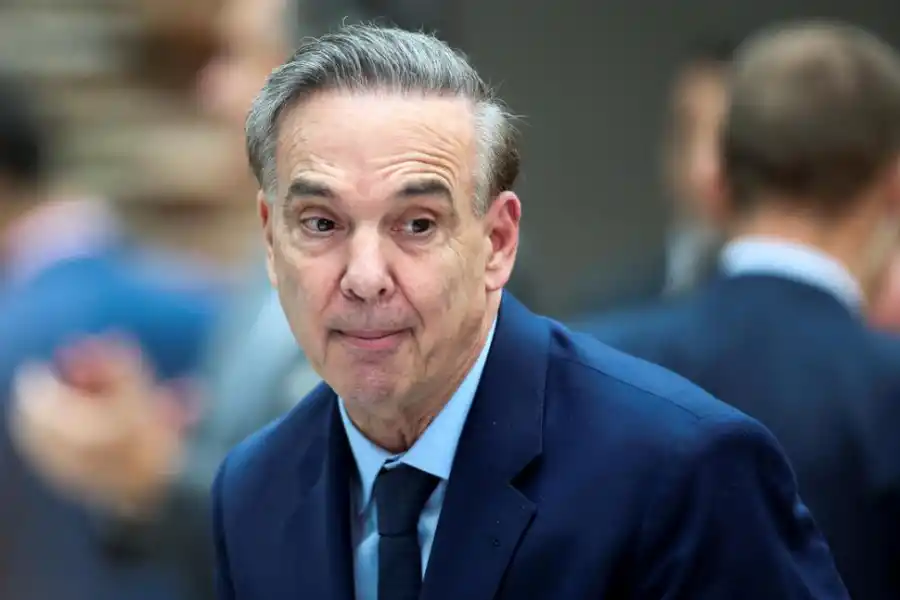 Macri arengó a su equipo a actuar con humildad y a “salir al barro” por los votos