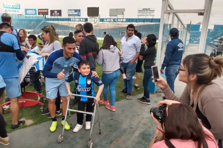 CRACK. Acosta fue uno de los jugadores más requeridos entre los 