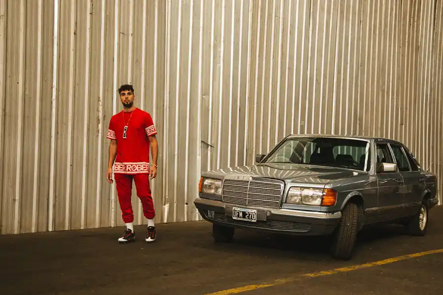 Dante Spinetta durante el rodaje del videoclip de 