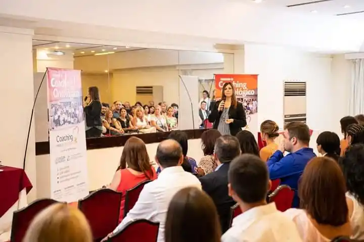 Pese a la oposición de los psicólogos, los coaches ontológicos insistirán en colegiarse