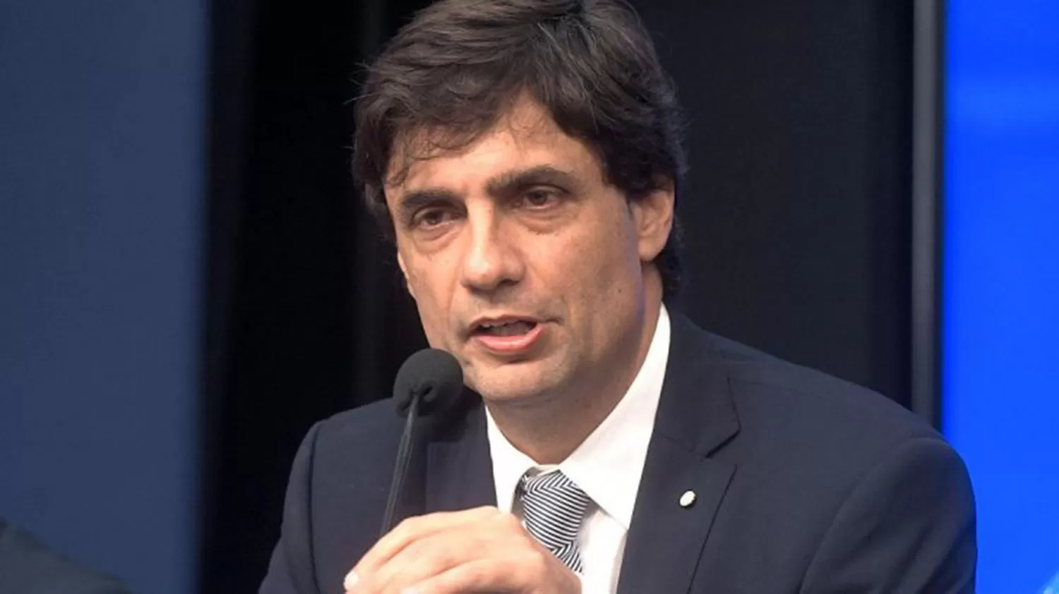 El Gobierno renegociará los vencimientos de la deuda argentina con el FMI, dijo Lacunza