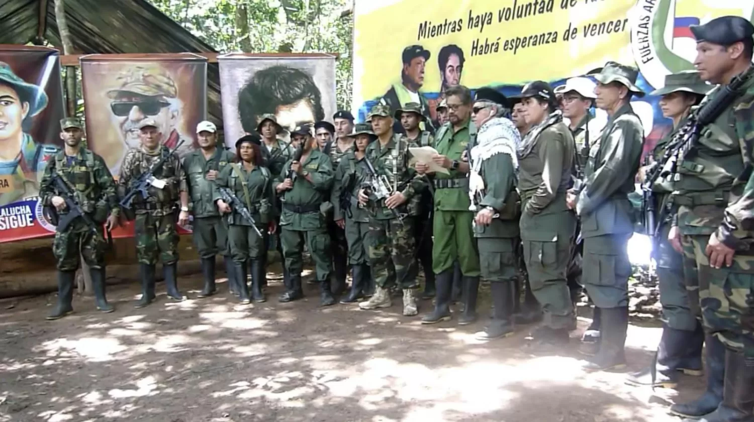 Un ex líder de las FARC retoma las armas y lanza otra guerrilla en Colombia