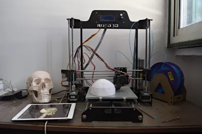 Los cráneos que antes se conseguían en el cementerio, ahora se imprimen en 3D