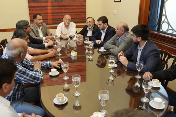 Acuerdo para que los trabajadores del ingenio Bella Vista cobren sueldos atrasados