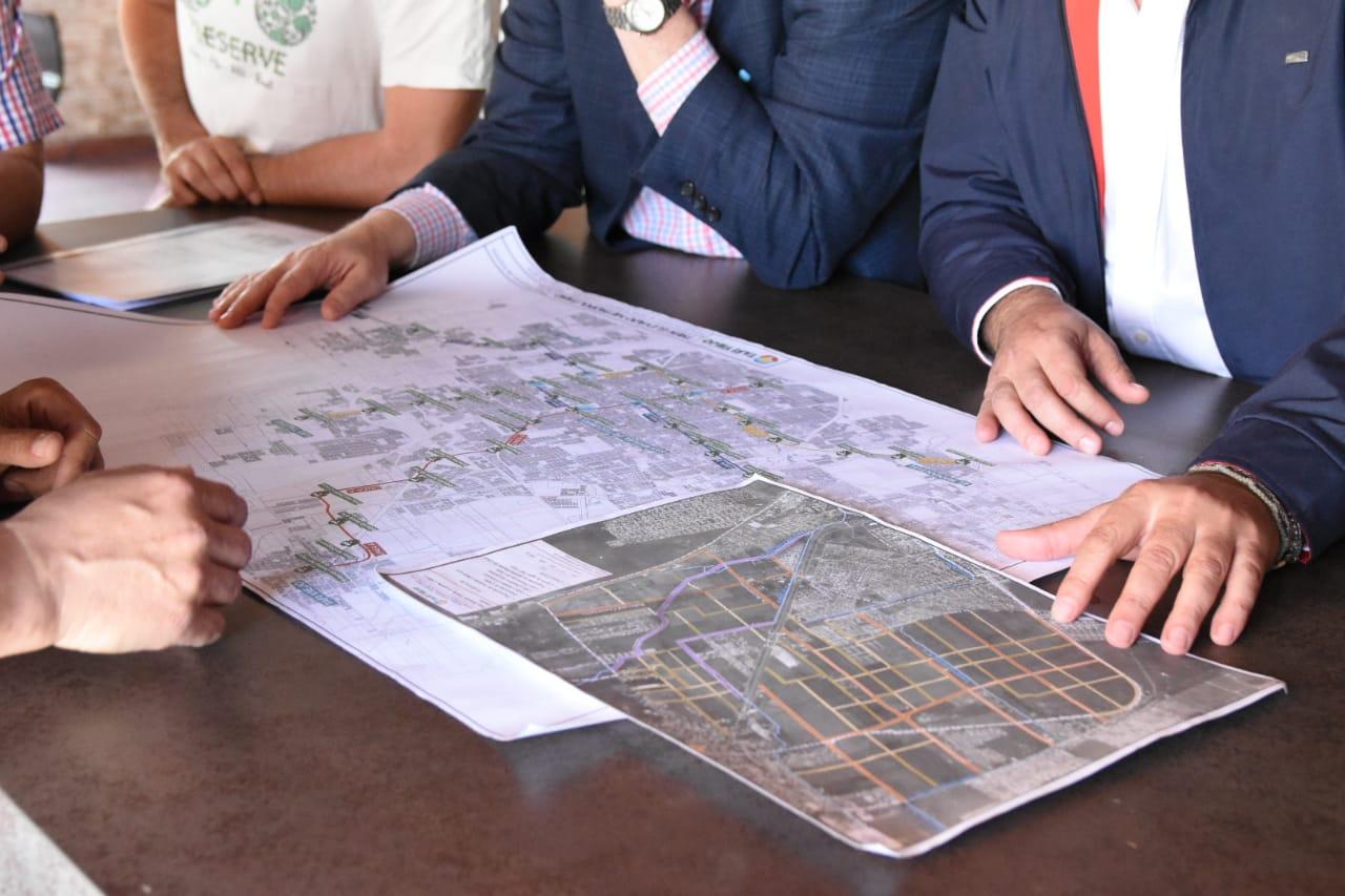 SINTONÍA FINA. Ascárate sostuvo que al proyecto de Noguera se le podrían hacer retoques y llegar a una solución combinada entre tren, tren elevado y metrobús.