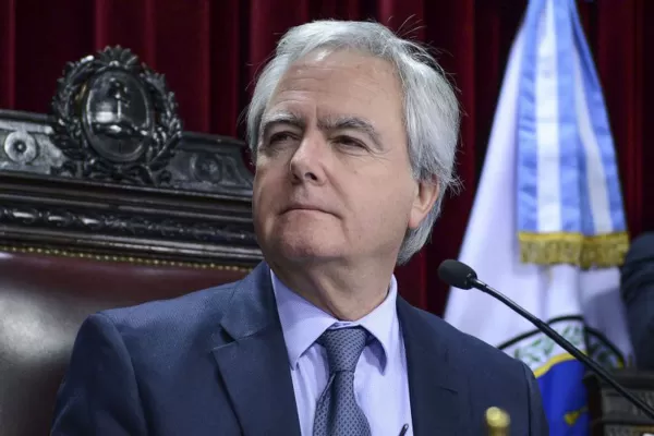 El país tiene voluntad de pago, dice Pinedo