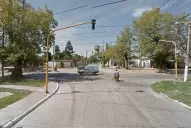 Balearon a un taxista para robarle, en la avenida Independencia