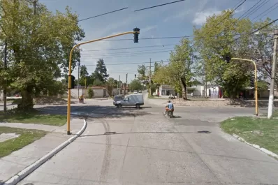 Balearon a un taxista para robarle, en la avenida Independencia