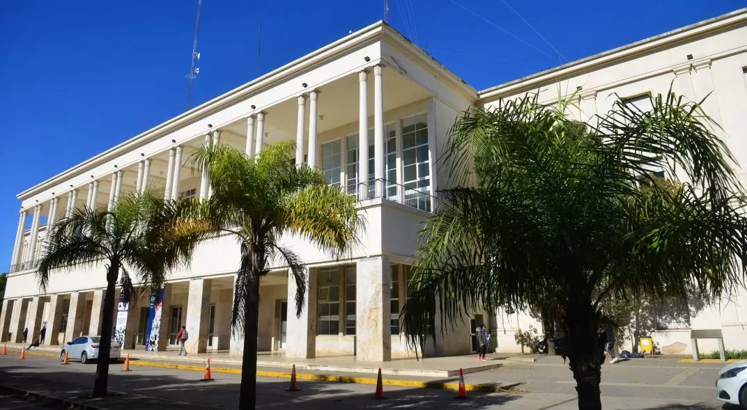 La Universidad Nacional de Córdoba.