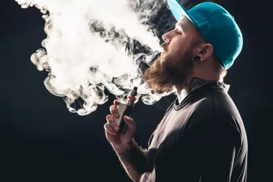 Reportan la tercera muerte vinculada al vapeo y al cigarrillo electrónico