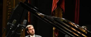 Aires sardos en el piano con el regreso de Giulio Biddau