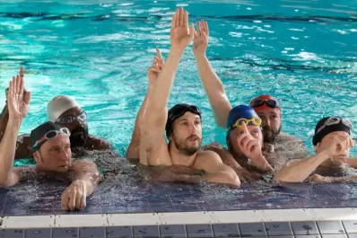 Hombres al Agua: el más desopilante y conmovedor de los equipos de nado sincronizado
