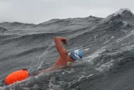 Matías Ola sufrió hipotermia y tuvo que suspender el cruce del Canal de la Mancha