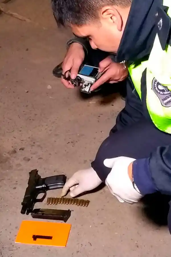 La Policía intenta llevar un poco de paz a La Costanera