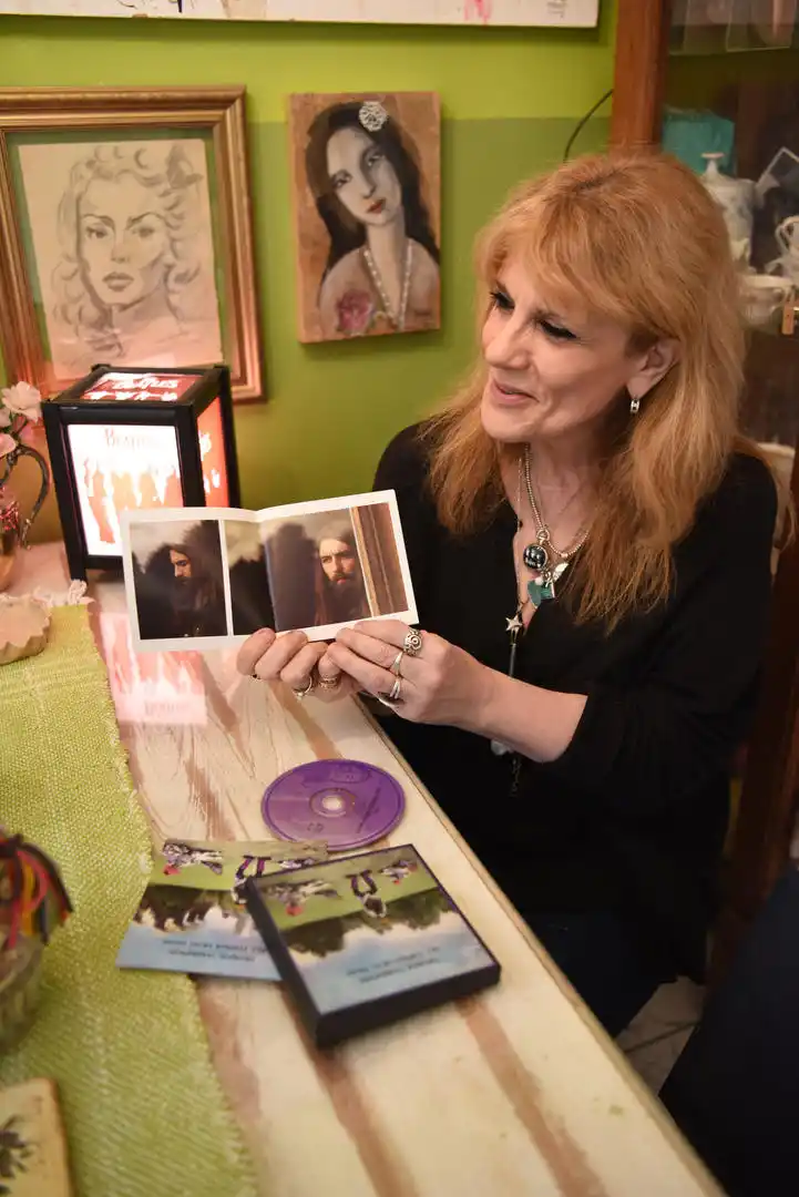 ORGULLO. Ella fue testigo de la grabación del álbum “All things must pass”, de Harrison.