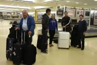 Manzur casi pierde un vuelo por un llamado de Fernández