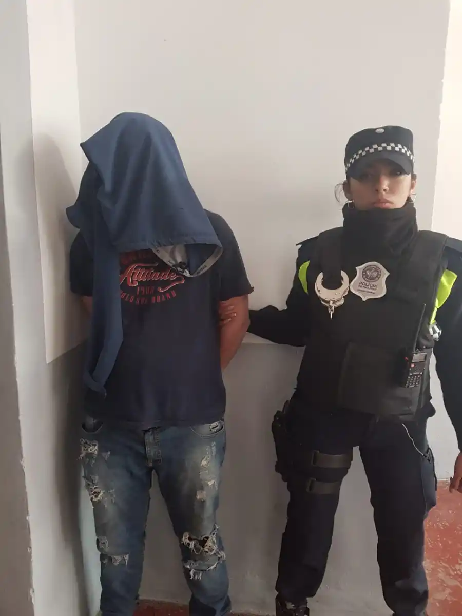 Robó una panadería de Yerba Buena, recibió una paliza y fue detenido