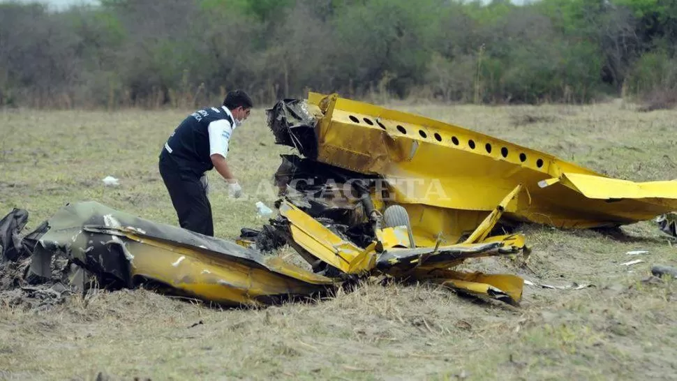 TRAGEDIA. Los restos de la aeronave Navion en la que se estrellaron y se mataron Guillermo Fares, Alberto di Lella y Gerardo Gramajo en octubre de 2013.