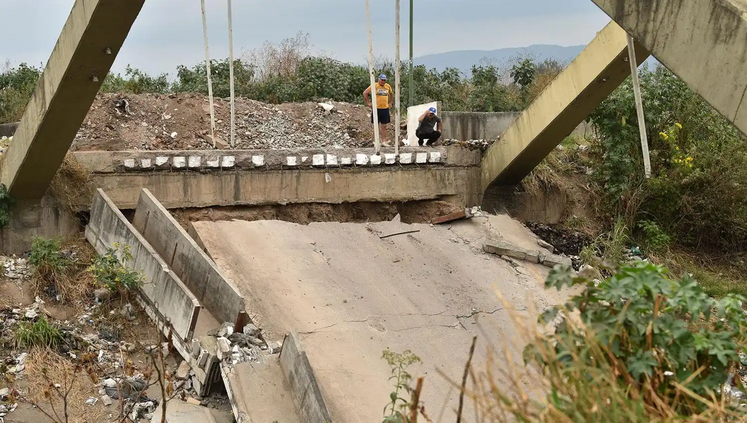 Se cumple un año de la caída del puente, pero aún no se conocen las causas
