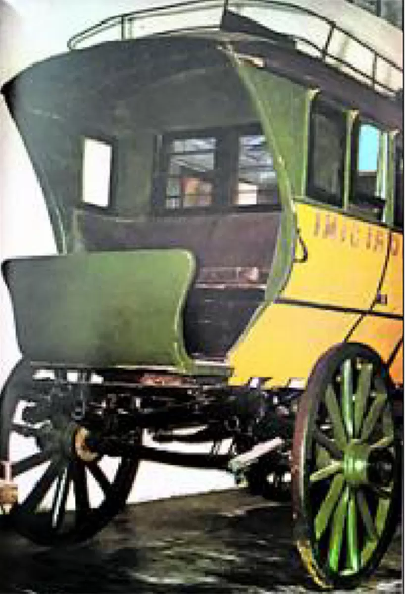 DILIGENCIA. Parte frontal de un carruaje de la compañía Iniciadoras.
