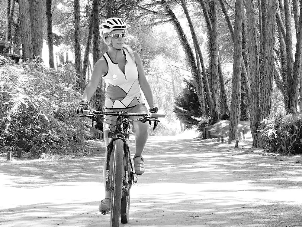 Tiene 17 años e ideó un bastón inteligente para ciegos que detecta obstáculos en altura