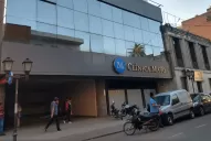 Hallaron el cuerpo de una beba en el patio de una casa y sospechan de sus padres