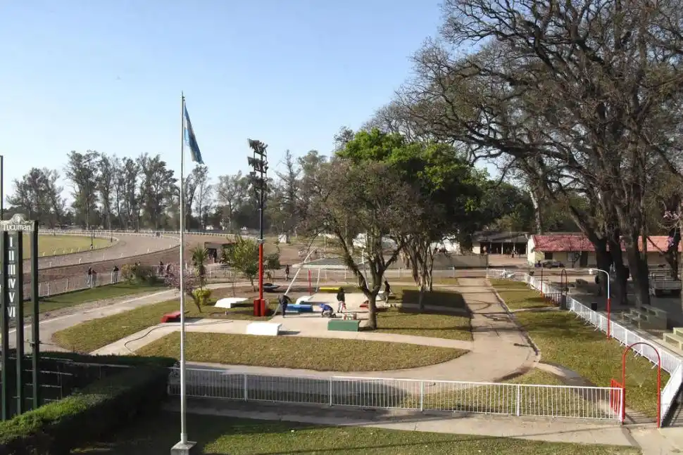 OBRA. La nueva redonda será una de las “vedettes” de la jornada de mañana. 