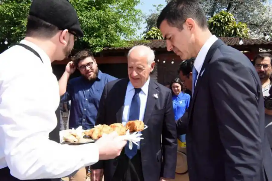 Lavagna: “el que viene recibirá una mochila con una deuda fenomenal”